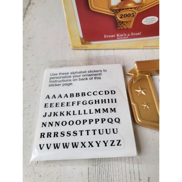 Hallmark basketball every kid's a star! 2005 ornament Xmas - Picture 4 of 6